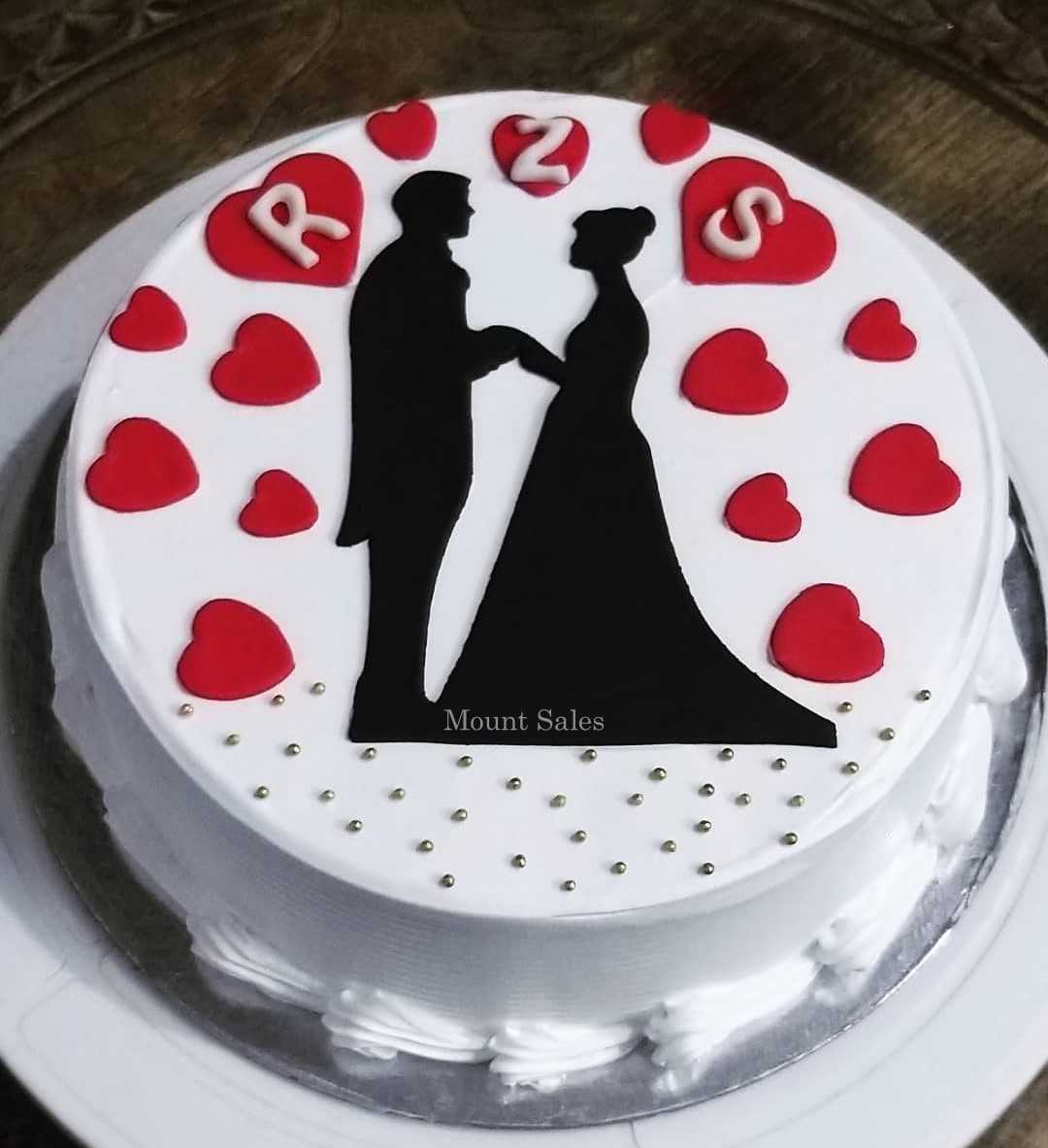 Premium RED N White Velvet Cake